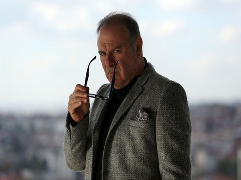 Burak Sergen... BAYKAL, "ÇUKUR" DA!..