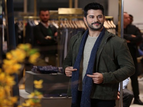 Burak Özçivit... İSTANBUL'UN TANITIM ELÇİSİ!..