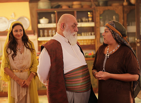 Yeni Gelin... BELLA GÖZDE GELİN OLUYOR, KONAK KARIŞIYOR!