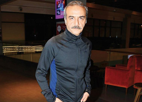 Yılmaz Erdoğan... CEM YILMAZ'A 'YARIŞ' CEVABI!