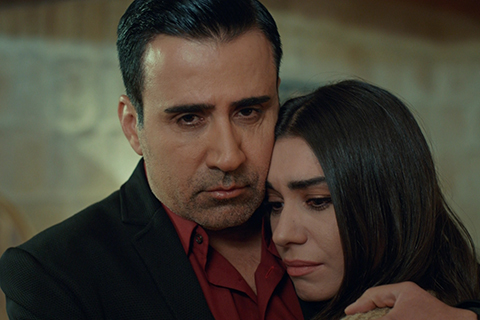 Aşk ve Mavi... ALİ EVİ KURTARABİLECEK Mİ?