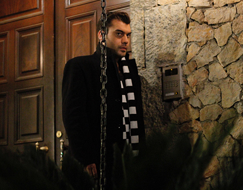 Şevkat Yerimdar...  ŞEVKAT GECE MESAİSİNDE!