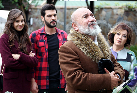 Yeni Gelin... KALENDER AĞA YOL AYRIMINDA!