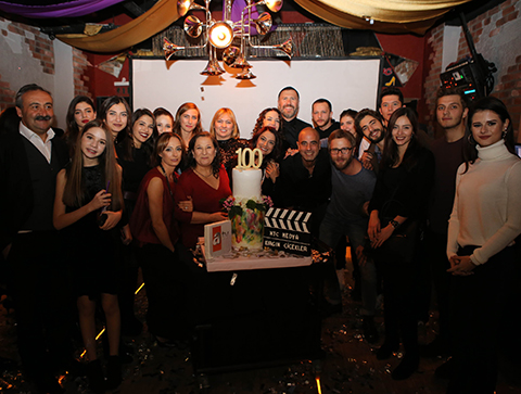 Kırgın Çiçekler... 100. BÖLÜMÜ KUTLADILAR!