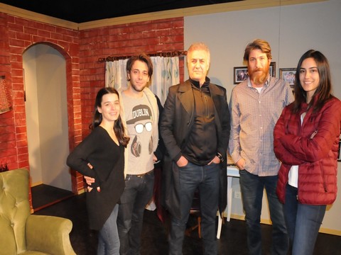 Paket Servis... TAMER KARADAĞLI'DAN GENÇ OYUNCULARA DESTEK!..