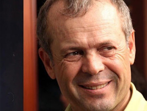 Kemal Uzun... FİLM VE DİZİ YÖNETMENİ EVİNDE ÖLDÜRÜLDÜ!