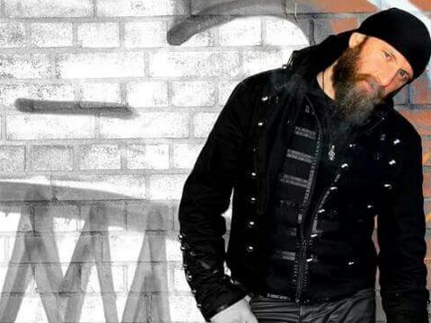 Kurtuluş Cihan... "BABA" İLE DÖNDÜ!