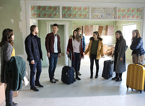 Kırgın Çiçekler... ALİ’NİN GERÇEK YÜZÜ ORTAYA ÇIKIYOR!