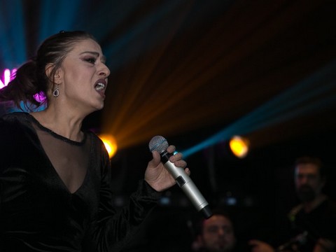 Yıldız Tilbe... ANKARA'DA SEVGİ SELİ!..