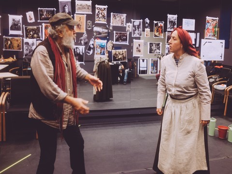 Damdaki Kemancı... EFSANE MÜZİKALİN PROVALARINDAN İLK GÖRÜNTÜ!..