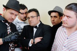 Mesut Yar... "BİR HABER KABARESİ" İLE TİYATROSEVERLERLE BULUŞMAYA HAZIRLANIYOR!