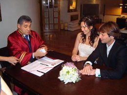 Kaya Çilingiroğlu-Feraye Tanyolaç... İŞTE NİKAHTAN İLK FOTOĞRAFLAR...