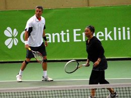 Hülya Avşar... "SADETTİN BEY'E EVLENME TEKLİF ETTİM, ÇEYİZİNİ HAZIRLIYOR"!