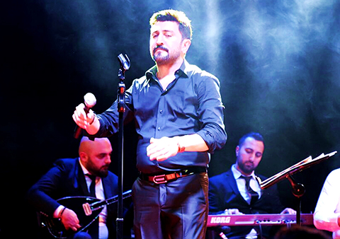 Ferman Toprak... İKİ KITADA YILBAŞI ÇOŞKUSU!