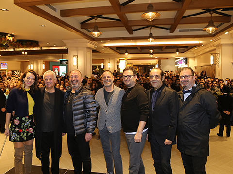 Arif V 216... SEYİRCİ İLE BULUŞTULAR!