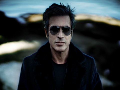 Teoman... "KOYU ANTOLOJİ" ADLI ALBÜMÜNÜ KENDİ AĞZINDAN ANLATTI!..