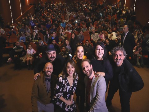 Deliha 2... COŞKU DOLU İZMİR ÇIKARMASI!..