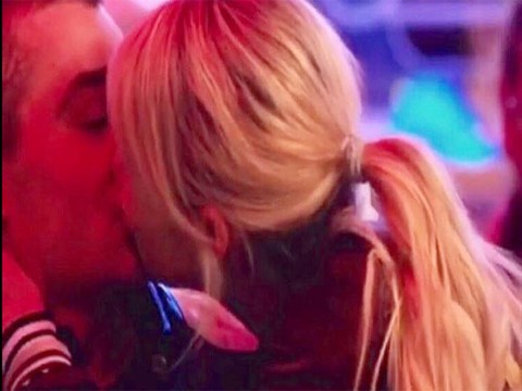 Aleyna Tilki... AŞK BALONU PATLADI!...