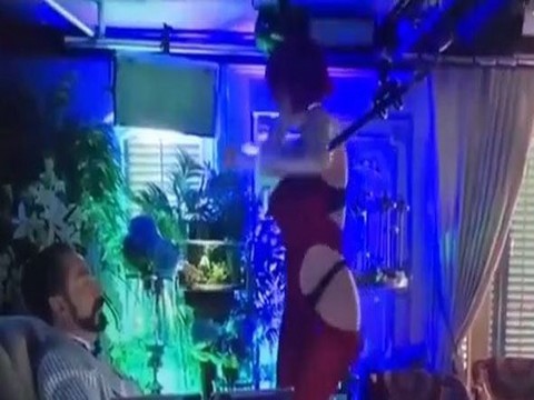 Adnan Oktar'ın kediciği... İÇ ÇAMAŞIRI İLE DANS ETTİ!..