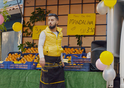 Veysel Mutlu... PAZAR TEZGAHINDAN SAHNELERE!