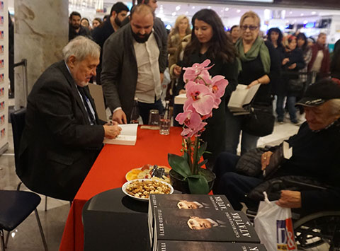 Prof. Dr.İlber Ortaylı... “GAZİ MUSTAFA KEMAL ATATÜRK”E YOĞUN İLGİ!