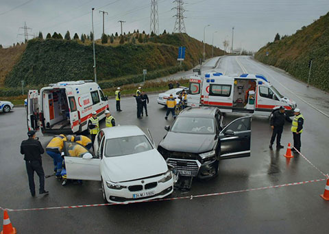 Yuvamdaki Düşman... TRAFİK KAZASIYLA ALT ÜST OLAN BİR HAYAT!