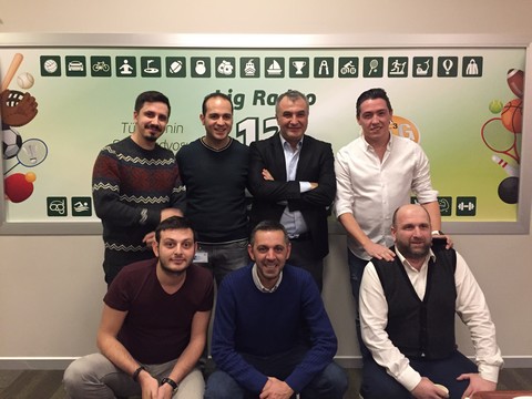 Lig Radyo... 12. YAŞINI KUTLADI!..