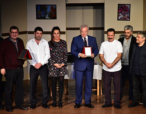 Evlilik Curcunası... ÜNLÜ KONUKLAR EŞLİĞİNDE MUHTEŞEM GALA!