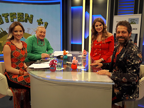 Lütfen+1... DİKKATLER SEVİMLİ DOSTLARIMIZDA!