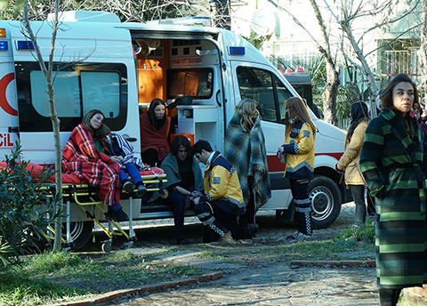 Kalbimdeki Deniz... YANGIN PANİĞİ!