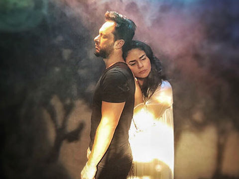 Özgün... HEM MÜZİĞİYLE HEM OYUNCULUĞUYLA DİKKAT ÇEKTİ!