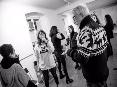 Cezmi Baskın... AVUSTURYA'DA OYUNCULUK DERSİ VERDİ!..