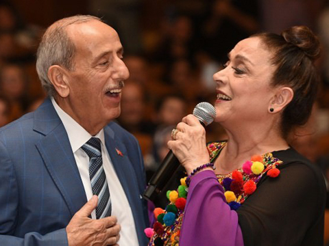 Mükerrem Kemertaş... KANSER TEŞHİSİ KONDU, AMELİYATA ALINDI!