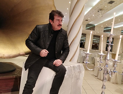 Ahmet Selçuk İlkan... 'ARİF SAĞ MESAM'A ARABESK SAYESİNDE KATILDI!'