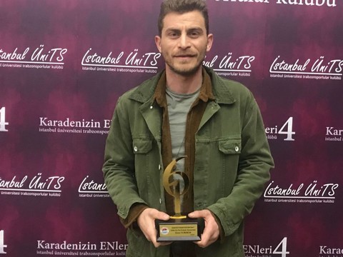 Eren Vurdem... "SÖZ" ÜN "KARABATAK" INA "EN İYİ OYUNCU ÖDÜLÜ"!..