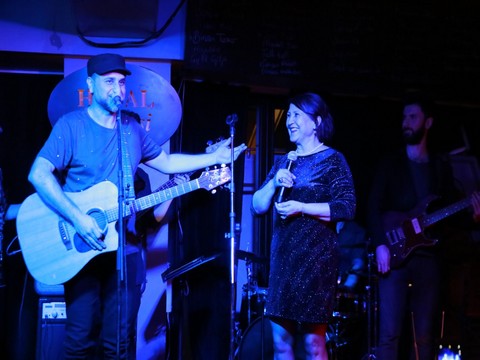 Bora Duran... ANNESİNE ALBÜM YAPACAK!..