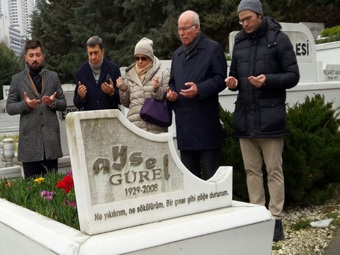 Aysel Gürel... ÖLÜMÜNÜN 10. YILDÖNÜMÜNDE MEZARI BAŞINDA ANILDI!..