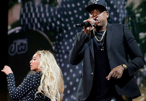 Jay - Z... RESTAURANT'TA SERVET ÖDEDİ!