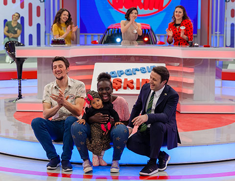 Yaparsın Aşkım... ARABA İÇİN BÜYÜK REKABET!