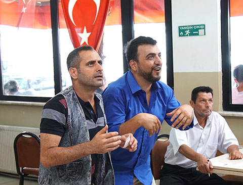 Arapsaçı... FRAGMANI YAYINDA!