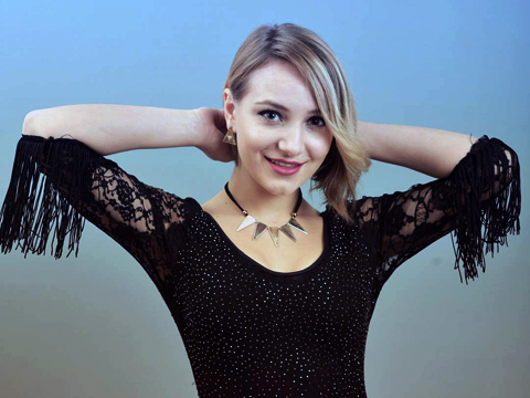 Leonida… SAHNELERİN MERYEM UZERLİ’Sİ!..