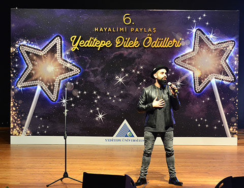 Gökhan Türkmen... ''YILIN EN İYİ ERKEK ŞARKICISI'' SEÇİLDİ!