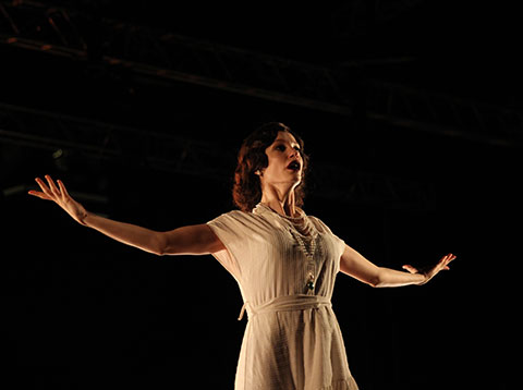 Fi... PERDE KAPANIYOR!