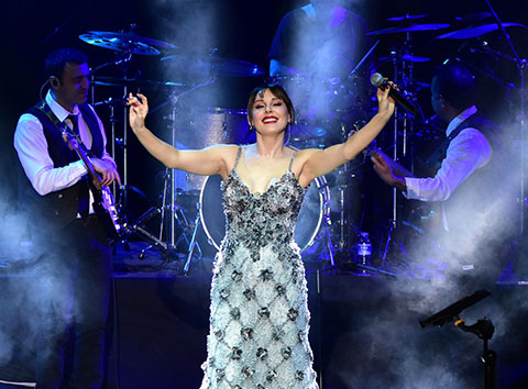 Funda Arar... GAZİANTEP'İ FETHETTİ!