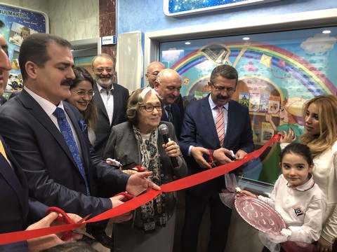 Gülten Dayıoğlu... ÜÇ ÖDÜLE BİRDEN LAYIK GÖRÜLDÜ!..