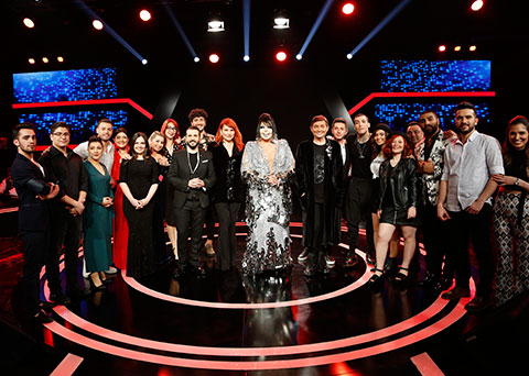 Popstar 2018... “GÜMÜŞ DİVA” GÖZ KAMAŞTIRDI!