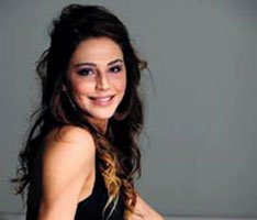 Fulden Akyürek... ERKEK ROLÜYLE KADIN OYUNCU ÖDÜLÜNE ADAY OLDU!