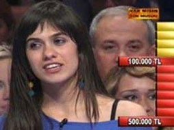 'Var mısın Yok musun ' ... DEPREMZEDE TUBA YARIŞTI!