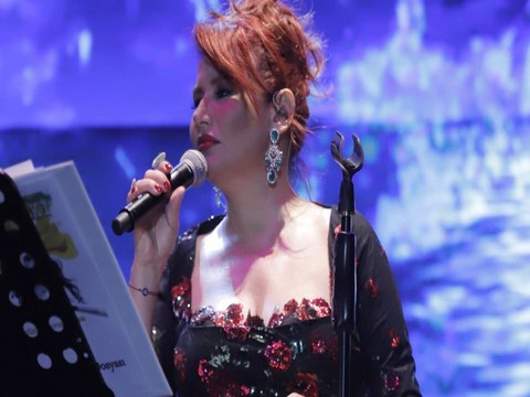 Deniz Seki... "HAYATIMDA AŞK YOK"!..