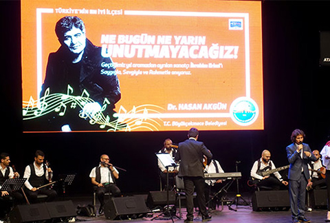 İbrahim Erkal... ÖLÜMÜNÜN 1 YILINDA TÖRENLE ANILDI!